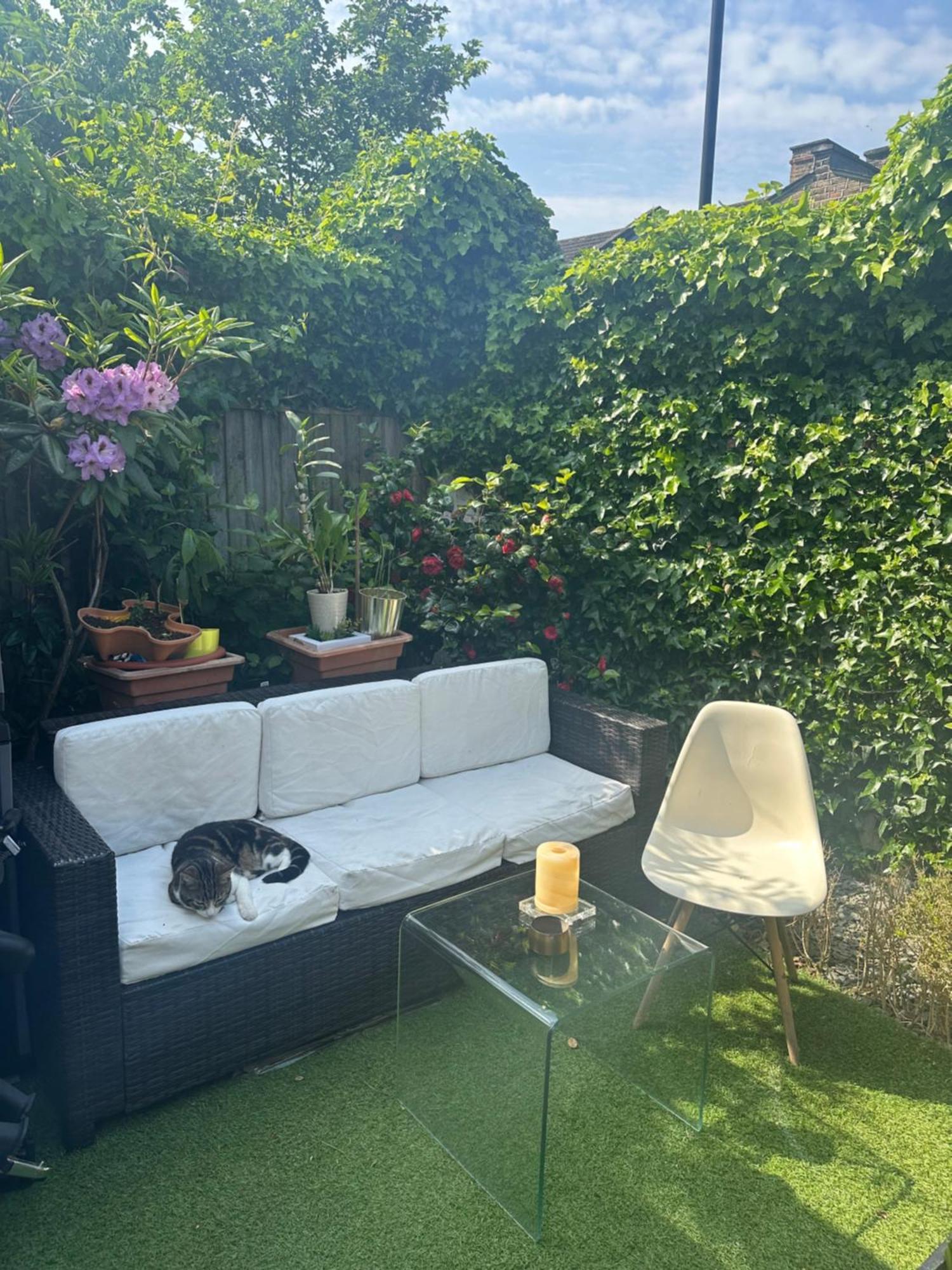 My Sky Secret Garden 1 Bedroom London Exterior photo