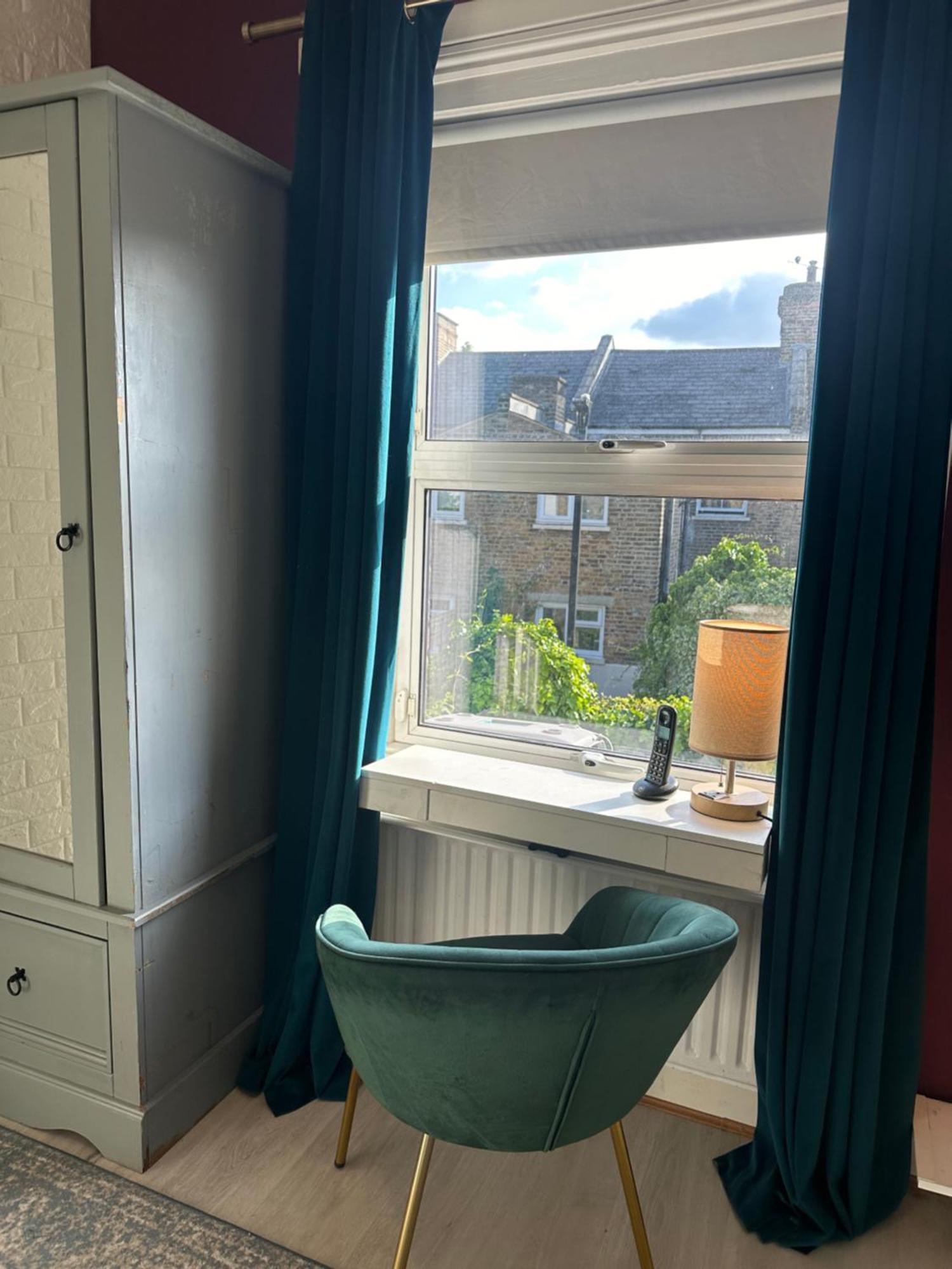 My Sky Secret Garden 1 Bedroom London Exterior photo